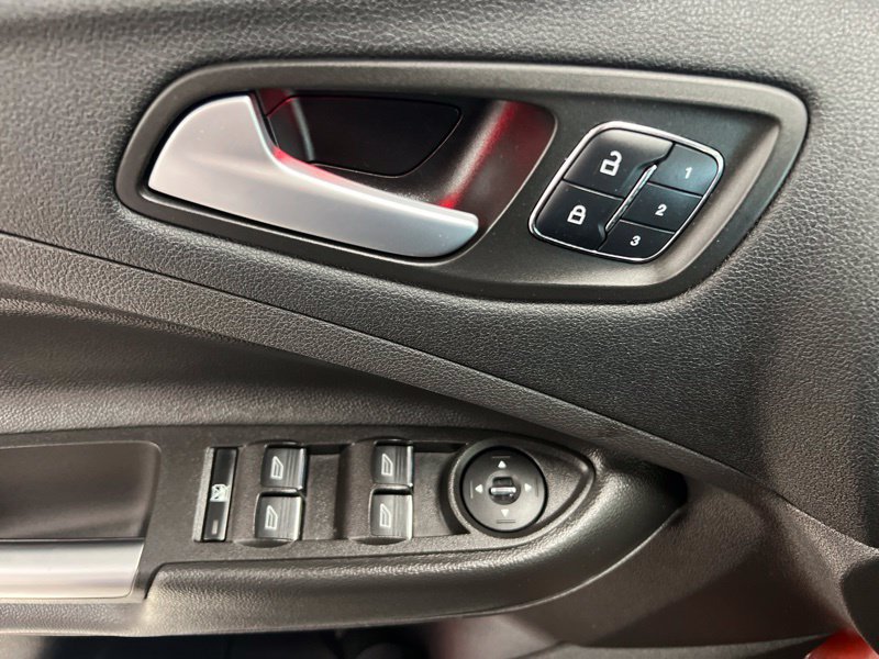 Used 2016 Ford Escape Titanium AWD/4WD image 21