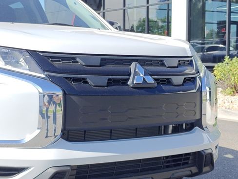 New 2025 Mitsubishi Outlander Sport LE image 28