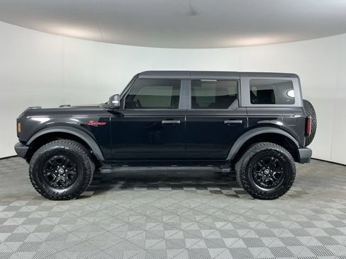 Used 2024 Ford Bronco Wildtrak AWD/4WD image 8