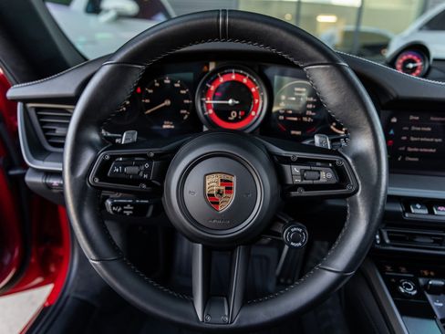 Certified 2024 Porsche 911 Targa 4 image 32