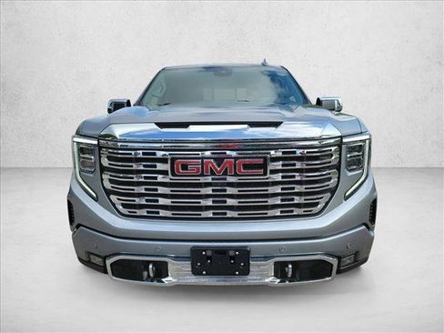 Used 2024 GMC Sierra 1500 Denali AWD/4WD image 2