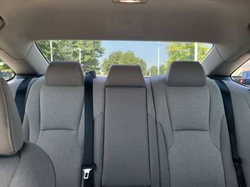 Certified 2024 Honda Accord EX image 23
