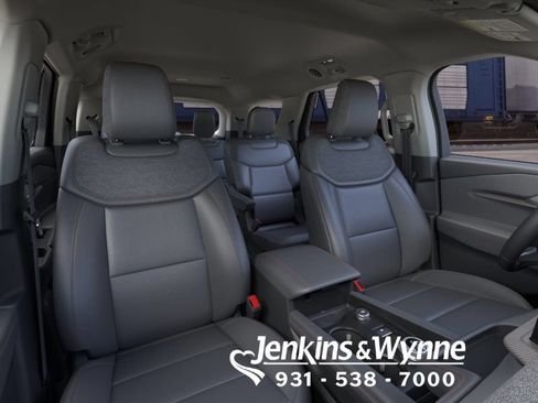 New 2026 Ford Explorer Active RWD image 10