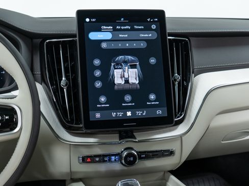 New 2026 Volvo XC60 T8 Ultra w/ Protection Package Premier image 19