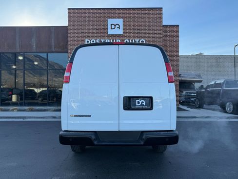 Used 2023 Chevrolet Express 2500 w/ Driver Convenience Package image 6
