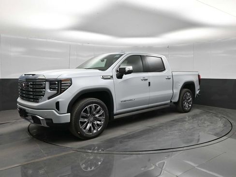 New 2026 GMC Sierra 1500 Denali w/ Denali Reserve Package AWD/4WD image 4