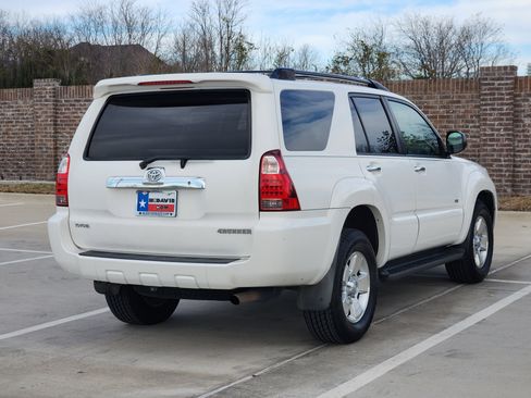 Used 2008 Toyota 4Runner SR5 image 6