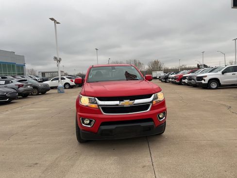 Used 2018 Chevrolet Colorado W/T w/ WT Convenience Package image 4