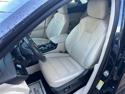 Used 2021 Buick Envision Essence AWD/4WD image 9