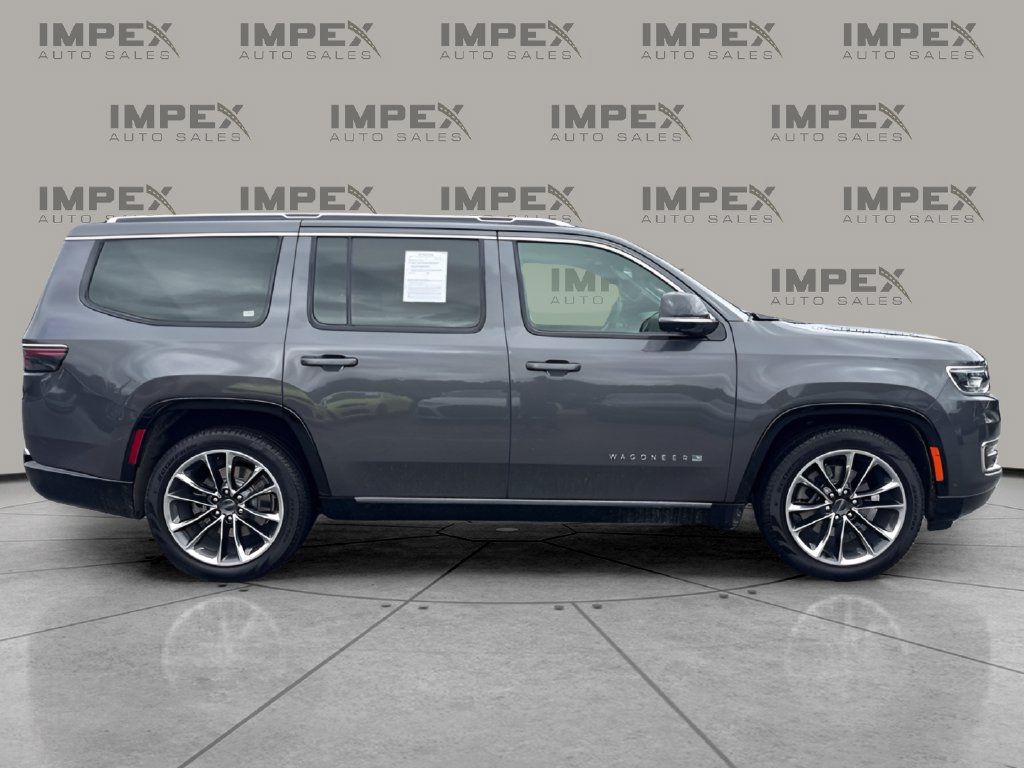 Used 2024 Jeep Wagoneer Series III w/ Premium Group I AWD/4WD image 6