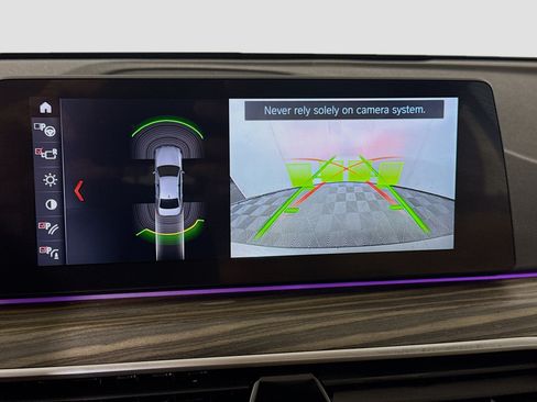 Used 2017 BMW 540i RWD image 19