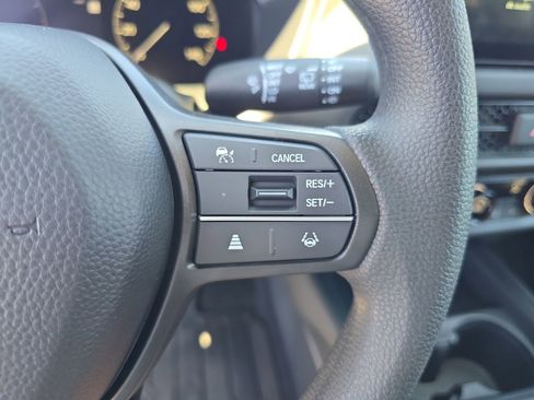 Used 2026 Honda HR-V LX image 22