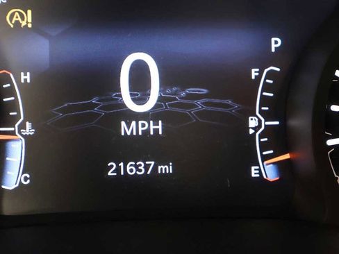 Used 2022 Jeep Compass Altitude w/ Sun and Sound Group image 39