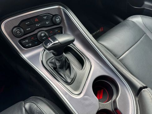 Used 2018 Dodge Challenger R/T Plus image 36