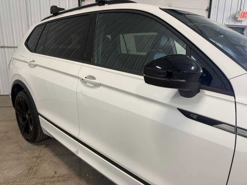 Certified 2023 Volkswagen Tiguan SE R-Line AWD/4WD image 11