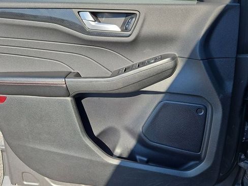 Used 2025 Ford Escape ST-Line Select image 30