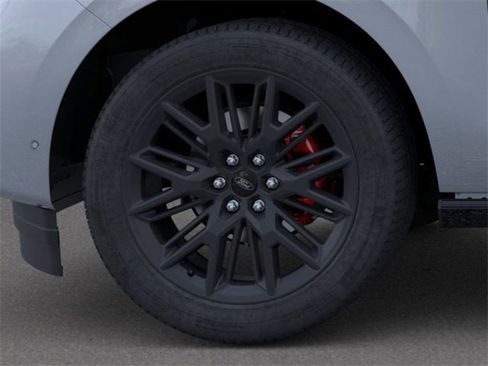 New 2025 Ford Expedition Max Platinum w/ Stealth Performance Package image 19