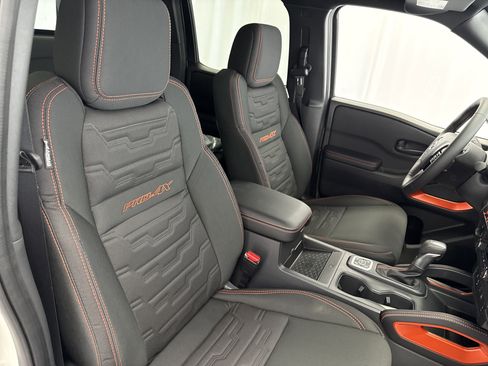 New 2026 Nissan Frontier PRO-4X w/ Pro-4x Convenience Package image 13