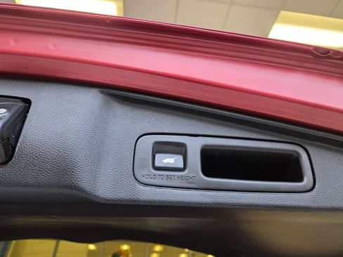 Certified 2021 Honda CR-V Touring image 11
