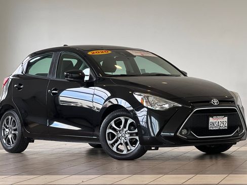 Certified 2020 Toyota Yaris LE image 2