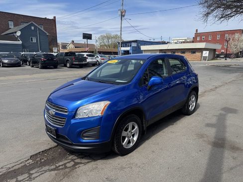 Used 2016 Chevrolet Trax LS AWD/4WD image 1