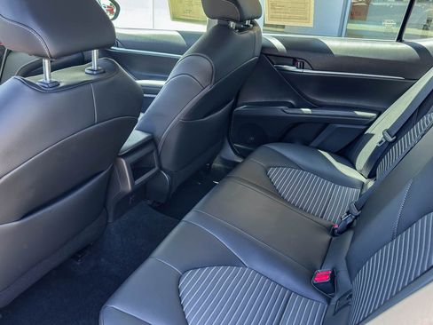 Used 2023 Toyota Camry SE w/ Convenience Package FWD image 20