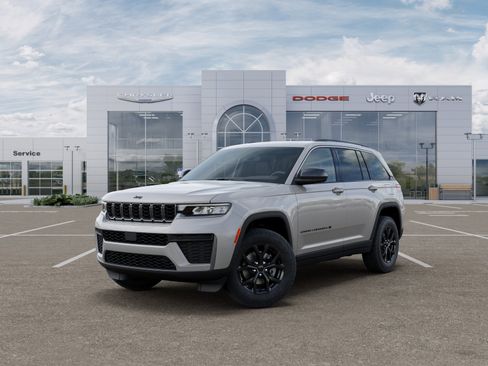 New 2026 Jeep Grand Cherokee Altitude image 27