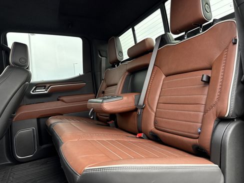 Used 2024 GMC Sierra 1500 Denali Ultimate image 31