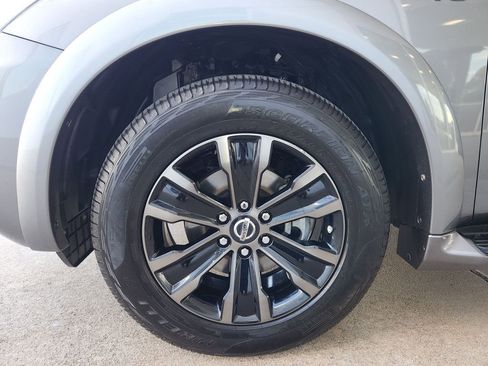 Used 2020 Nissan Armada Platinum w/ Captain's Chairs Package image 34