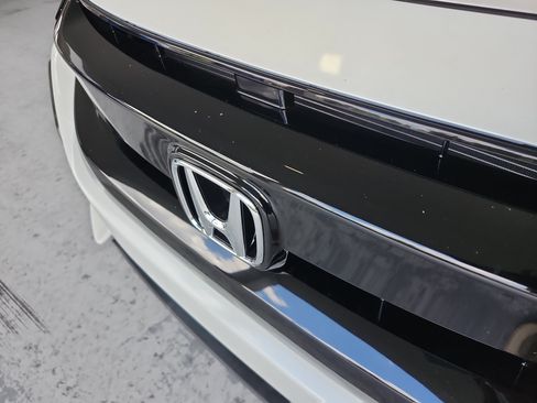 Used 2020 Honda Civic LX image 24