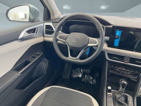 New 2026 Volkswagen Taos SE image 25