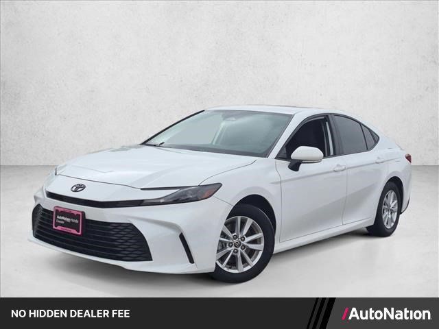 Used 2025 Toyota Camry LE FWD image 1