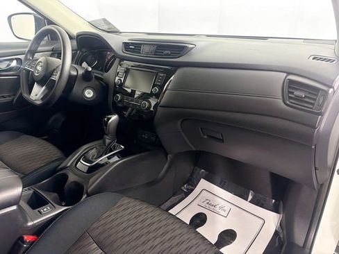 Used 2018 Nissan Rogue S AWD/4WD image 28