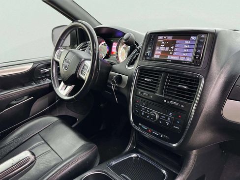 Used 2019 Dodge Grand Caravan GT FWD image 22