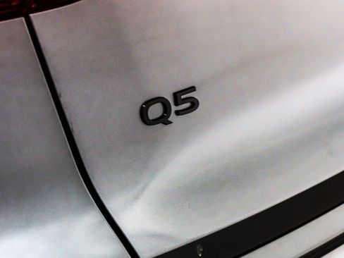 New 2025 Audi Q5 Premium Plus image 9