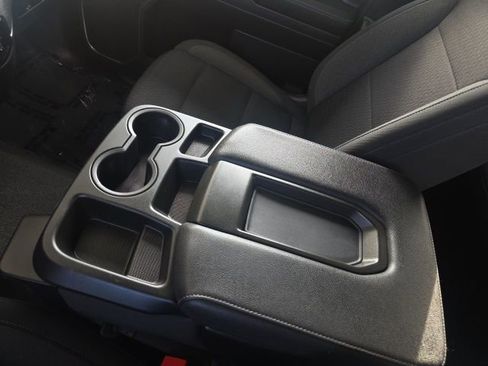 Used 2024 Chevrolet Silverado 1500 LT image 30