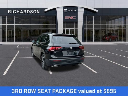 Used 2019 Volkswagen Tiguan SE w/ Panoramic Sunroof Package AWD/4WD image 3