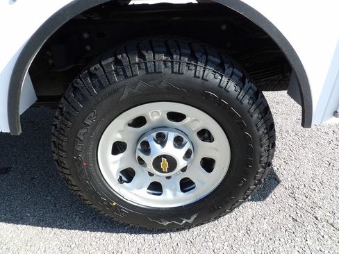 Used 2025 Chevrolet Silverado 3500 W/T w/ WT/CX Safety Package AWD/4WD image 64