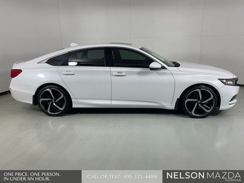 Used 2019 Honda Accord Sport image 5