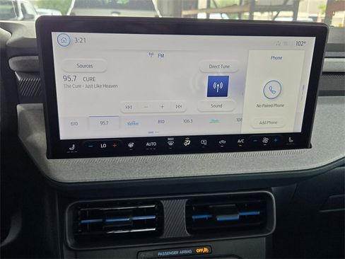 New 2025 Ford Maverick XLT w/ XLT Luxury Package image 13