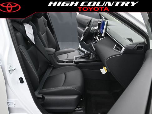 New 2026 Toyota Corolla Cross XLE w/ Convenience Package FWD image 25