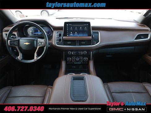 Used 2024 Chevrolet Suburban High Country image 11