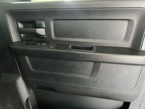 Used 2017 RAM 1500 Tradesman AWD/4WD image 24