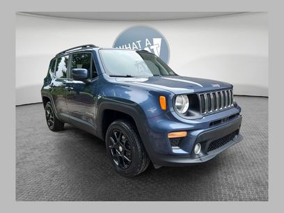 Used 2020 Jeep Renegade Latitude w/ Cold Weather Group