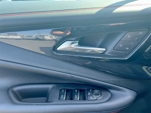 Certified 2024 Chevrolet Blazer EV RS image 19