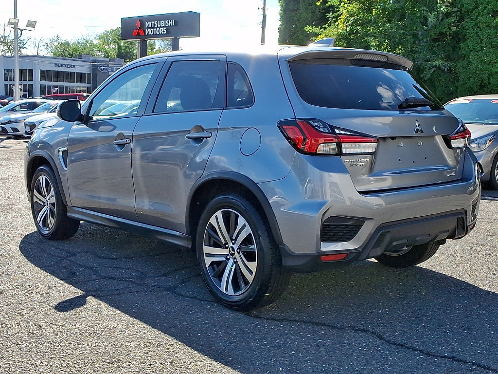 Used 2024 Mitsubishi Outlander Sport SE AWD/4WD image 4