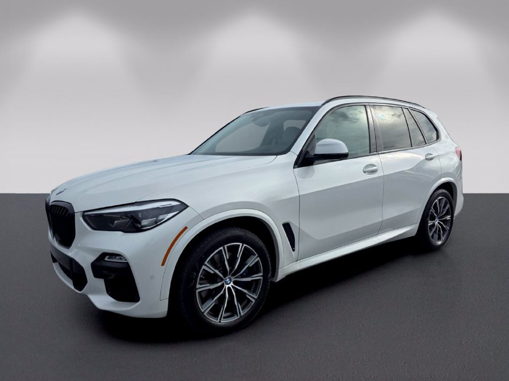 Certified 2021 BMW X5 xDrive40i w/ M Sport Package AWD/4WD image 8