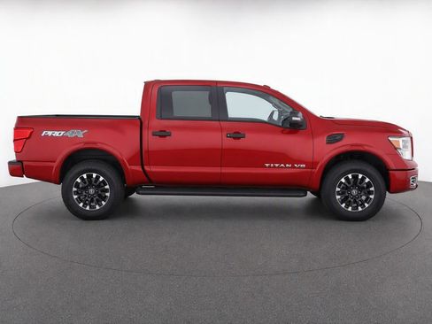 Used 2019 Nissan Titan PRO-4X AWD/4WD image 8