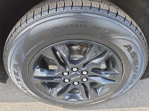 Used 2021 Chevrolet Blazer LT w/ Midnight/Sport Edition image 9