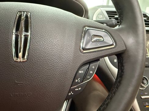 Used 2018 Lincoln MKC Reserve w/ MKC Technology Package AWD/4WD image 18